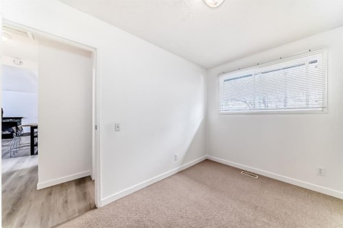 1277 Lake Sylvan Drive Se, Calgary, AB - Indoor Photo Showing Other Room