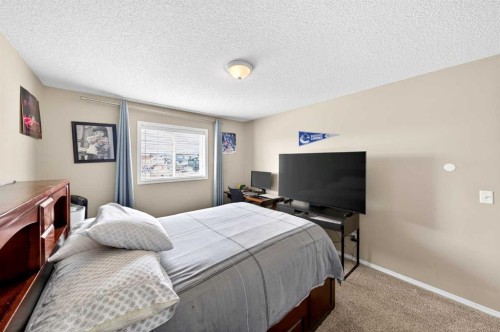238 Royal Birch View Nw, Calgary, AB - Indoor Photo Showing Bedroom