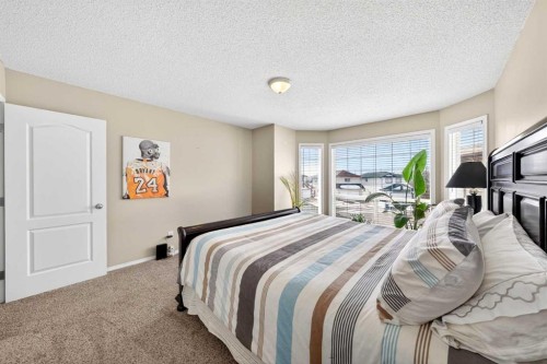 238 Royal Birch View Nw, Calgary, AB - Indoor Photo Showing Bedroom