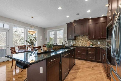 279 Coopers Hill Sw, Airdrie, AB - Indoor Photo Showing Kitchen With Upgraded Kitchen