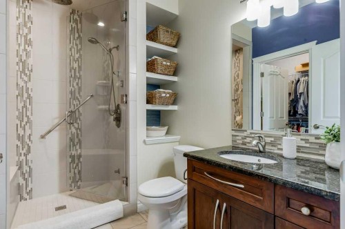 279 Coopers Hill Sw, Airdrie, AB - Indoor Photo Showing Bathroom