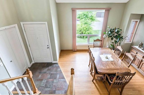 141 Shawfield Way Sw, Calgary, AB - Indoor Photo Showing Dining Room