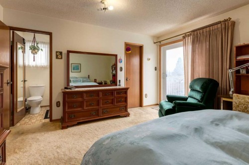 68 Silver Ridge Court Nw, Calgary, AB - Indoor Photo Showing Bedroom