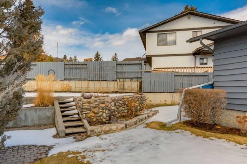 68 Silver Ridge Court Nw, Calgary, AB - Outdoor