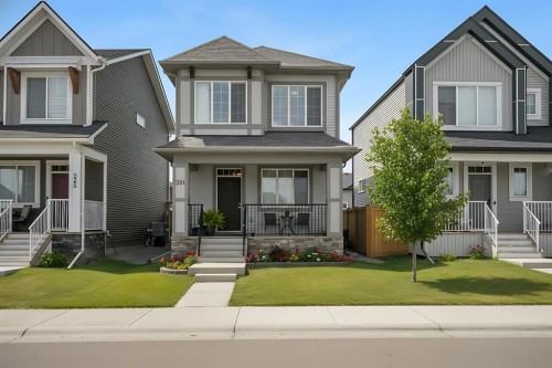 221 Ellen Way  Crossfield, AB T0M 0S0