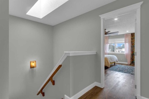 14 Inverness Close Se, Calgary, AB - Indoor Photo Showing Other Room