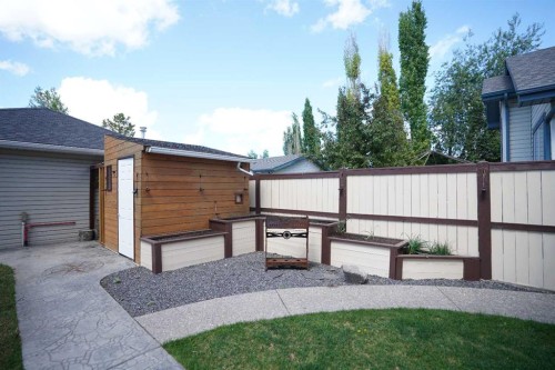 14 Inverness Close Se, Calgary, AB 