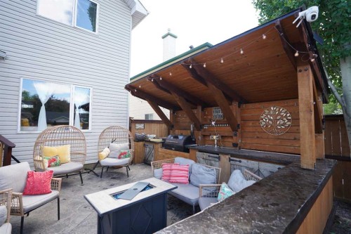 14 Inverness Close Se, Calgary, AB 
