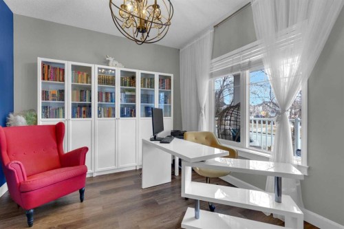 14 Inverness Close Se, Calgary, AB - Indoor Photo Showing Other Room