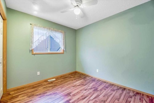 27 Aspen Creek Way, Strathmore, AB - Indoor Photo Showing Other Room