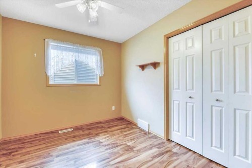 27 Aspen Creek Way, Strathmore, AB - Indoor Photo Showing Other Room