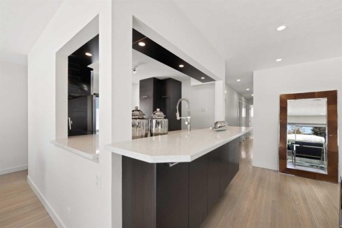 38 Westwood Drive Sw, Calgary, AB - Indoor