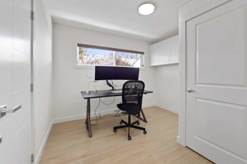 38 Westwood Drive Sw, Calgary, AB - Indoor Photo Showing Office