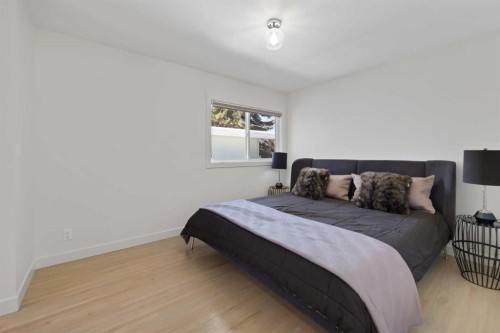 38 Westwood Drive Sw, Calgary, AB - Indoor Photo Showing Bedroom