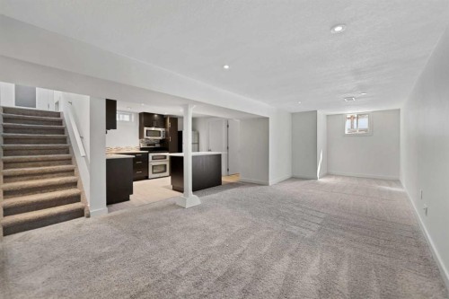 38 Westwood Drive Sw, Calgary, AB - Indoor