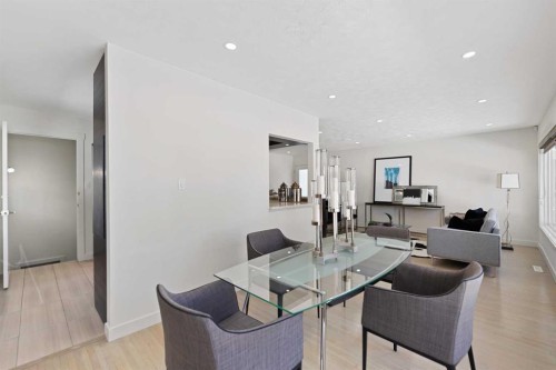 38 Westwood Drive Sw, Calgary, AB - Indoor