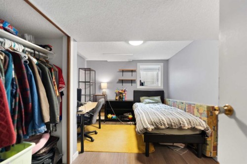 79 Macewan Meadow Rise Nw, Calgary, AB - Indoor With Storage