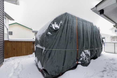 374 Martindale Boulevard Ne, Calgary, AB - Outdoor With Exterior