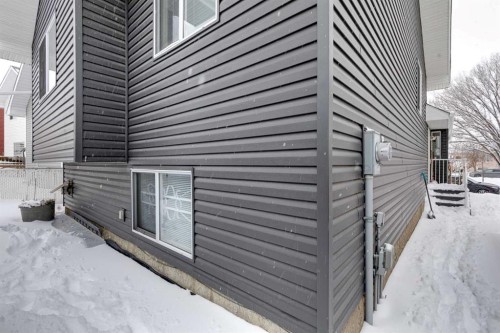 374 Martindale Boulevard Ne, Calgary, AB - Outdoor With Exterior