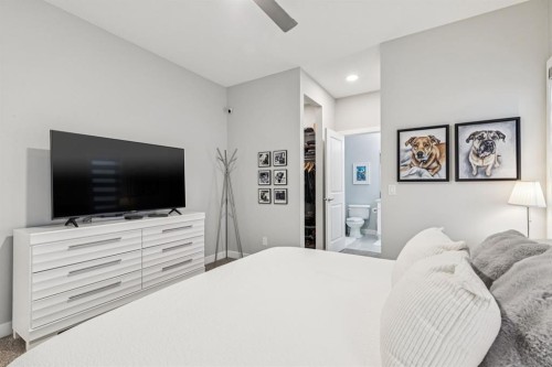 103 Walgrove Green Se, Calgary, AB - Indoor Photo Showing Bedroom