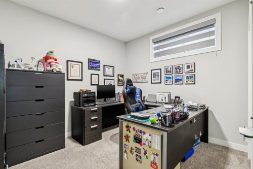 103 Walgrove Green Se, Calgary, AB - Indoor Photo Showing Office