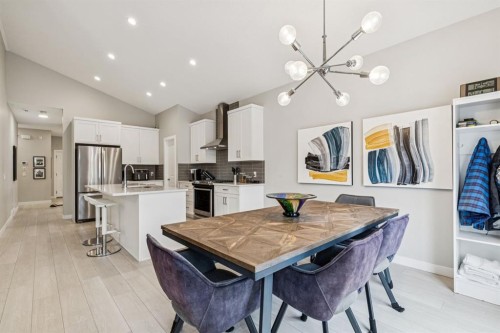 103 Walgrove Green Se, Calgary, AB - Indoor Photo Showing Other Room