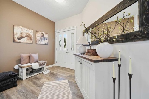 141 Willow Park, Cochrane, AB - Indoor Photo Showing Other Room