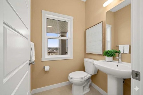 152 Crimson Ridge Place, Calgary, AB - Indoor Photo Showing Bathroom