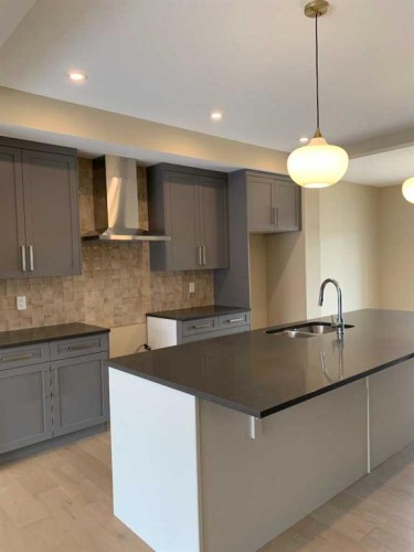 152 Crimson Ridge Place, Calgary, AB - Indoor Photo Showing Kitchen