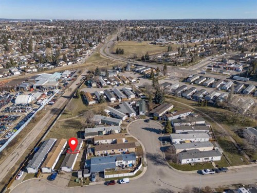 125 Erin Woods Circle Se, Calgary, AB - Outdoor With View