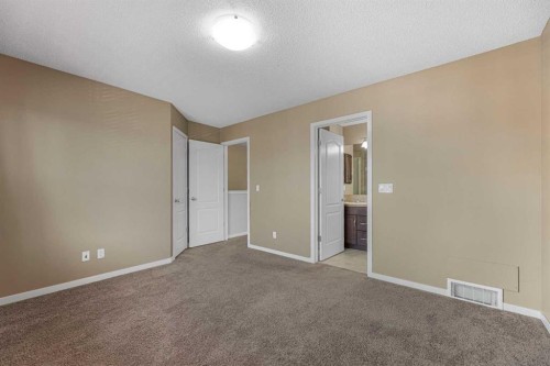 46 Autumn Crescent Se, Calgary, AB - Indoor Photo Showing Other Room