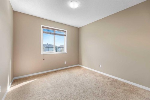 46 Autumn Crescent Se, Calgary, AB - Indoor Photo Showing Other Room