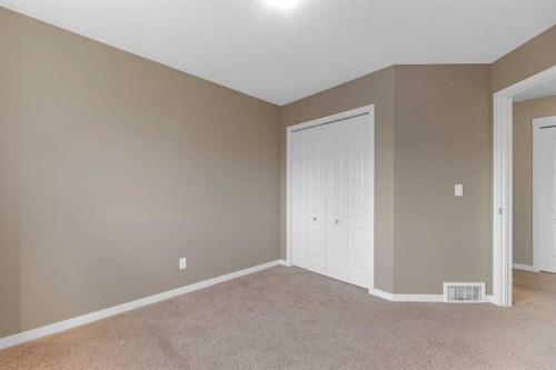 46 Autumn Crescent Se, Calgary, AB - Indoor Photo Showing Other Room