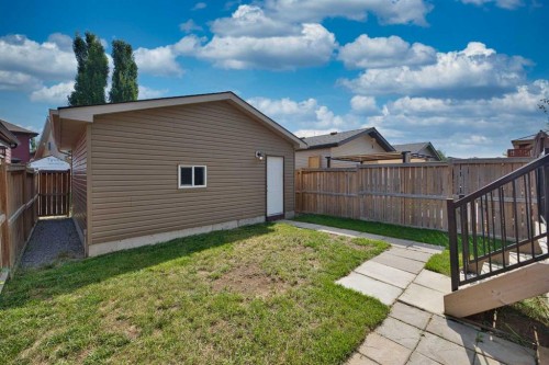 46 Autumn Crescent Se, Calgary, AB - Outdoor