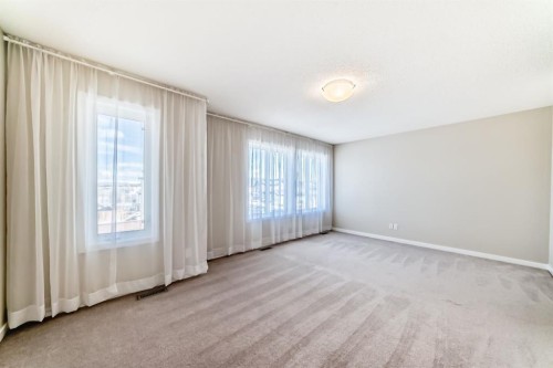 20 Walden Green Se, Calgary, AB - Indoor Photo Showing Other Room