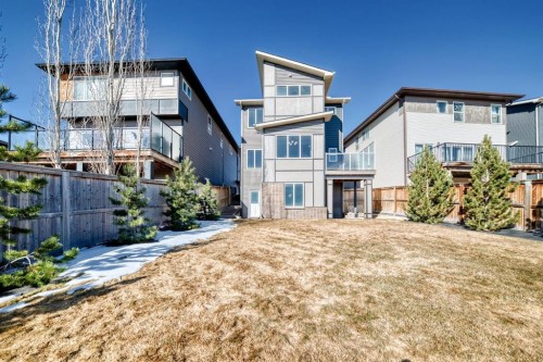 20 Walden Green Se, Calgary, AB - Outdoor