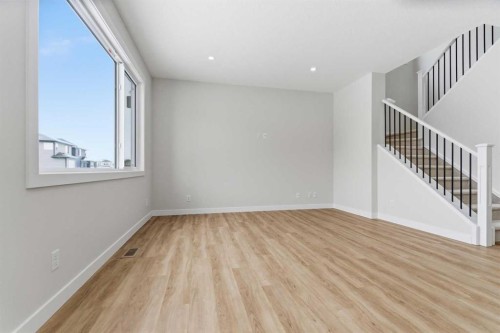 358 Corner Glen Way Ne, Calgary, AB - Indoor Photo Showing Other Room