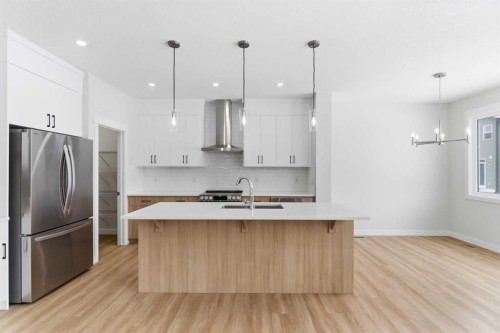 358 Corner Glen Way Ne, Calgary, AB - Indoor Photo Showing Kitchen With Upgraded Kitchen