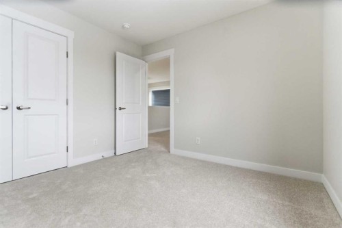 358 Corner Glen Way Ne, Calgary, AB - Indoor Photo Showing Other Room