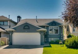 54 Hidden Vale Court NW Calgary, AB T3A 5B5