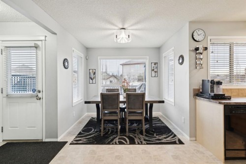 67 Copperfield Rise Se, Calgary, AB - Indoor Photo Showing Dining Room