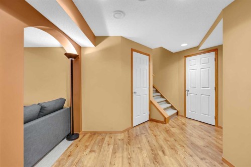 192 Somerglen Common, Calgary, AB - Indoor Photo Showing Other Room