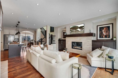 2041 45 Avenue Sw, Calgary, AB - Indoor Photo Showing Living Room With Fireplace