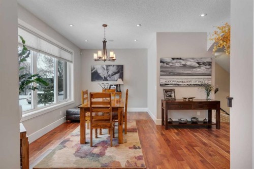 2041 45 Avenue Sw, Calgary, AB - Indoor Photo Showing Other Room