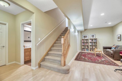 56 Evergreen Crescent Sw, Calgary, AB - Indoor