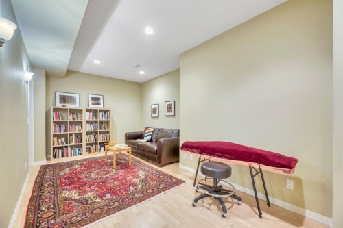 56 Evergreen Crescent Sw, Calgary, AB - Indoor
