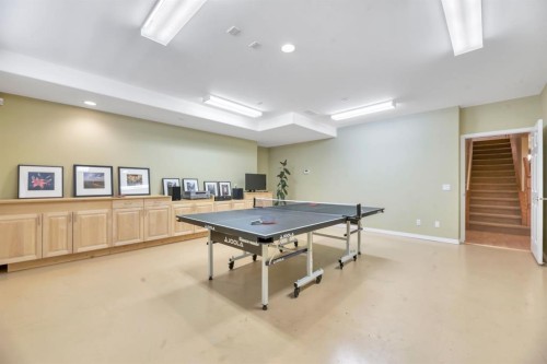 56 Evergreen Crescent Sw, Calgary, AB - Indoor Photo Showing Other Room