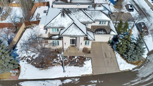 56 Evergreen Crescent Sw, Calgary, AB - Outdoor