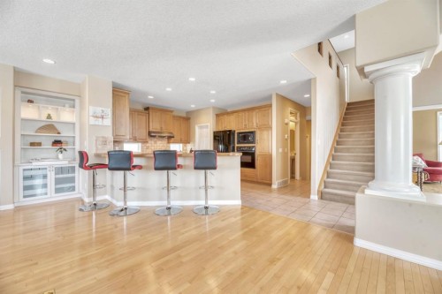 56 Evergreen Crescent Sw, Calgary, AB - Indoor