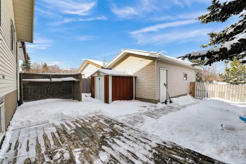 295 Edgepark Boulevard Nw, Calgary, AB - Outdoor With Exterior